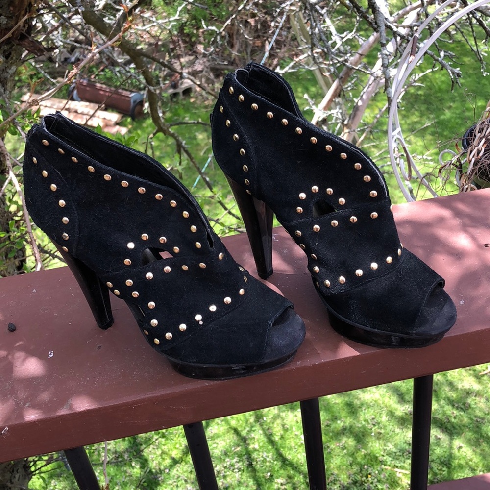 Steve Madden Peep toe party heels